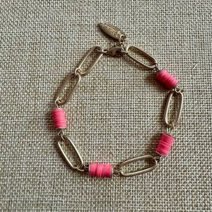 Plunder Coral Disk Bead and Gold Link Bracelet